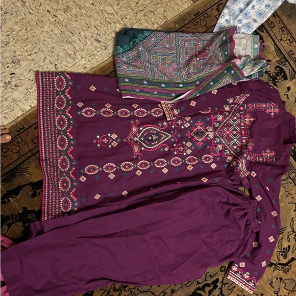 Ethnic Pakistani brand shalwar khameez winter size mediumm - Picture 3 of 3